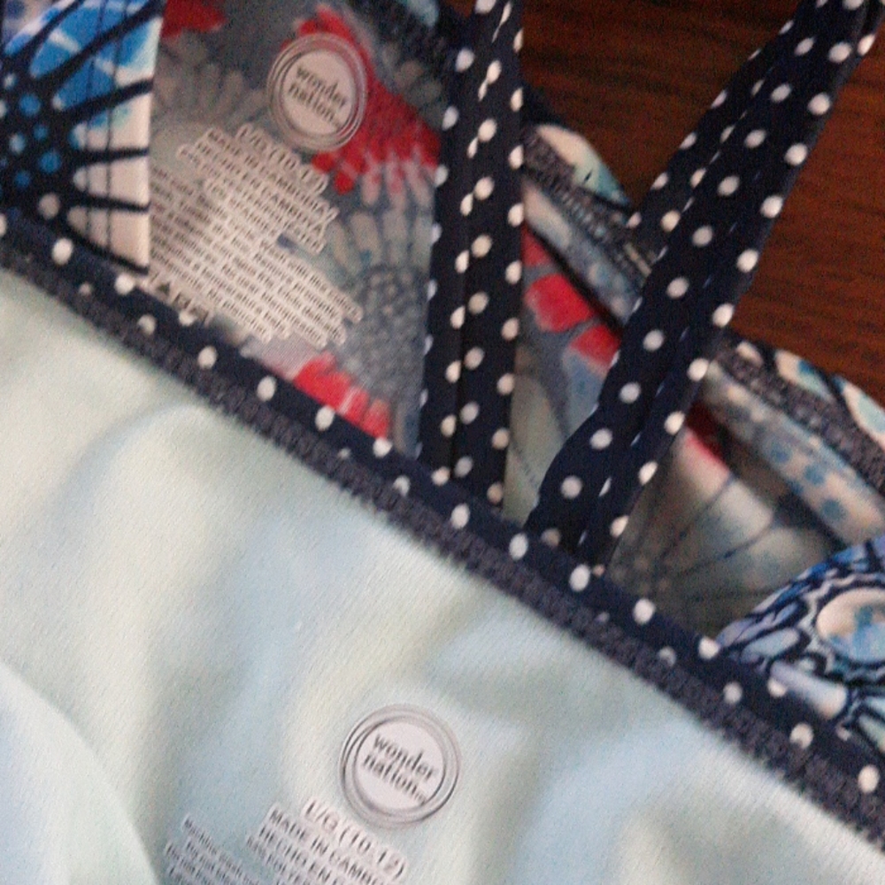 Girl.bathing suit bundle - Picture 4 of 6